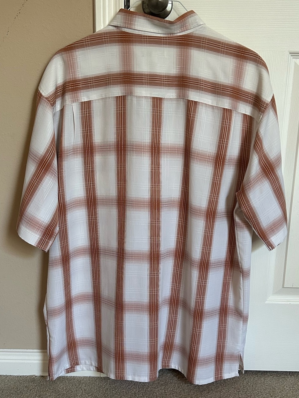 Men’s Shirt - Picture 2 of 3